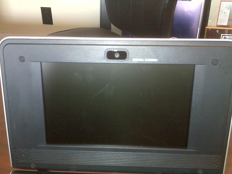 Illustration for article titled CTL IL1 Netbook $50 Cheaper Than Eee PC, Has Better Specs
